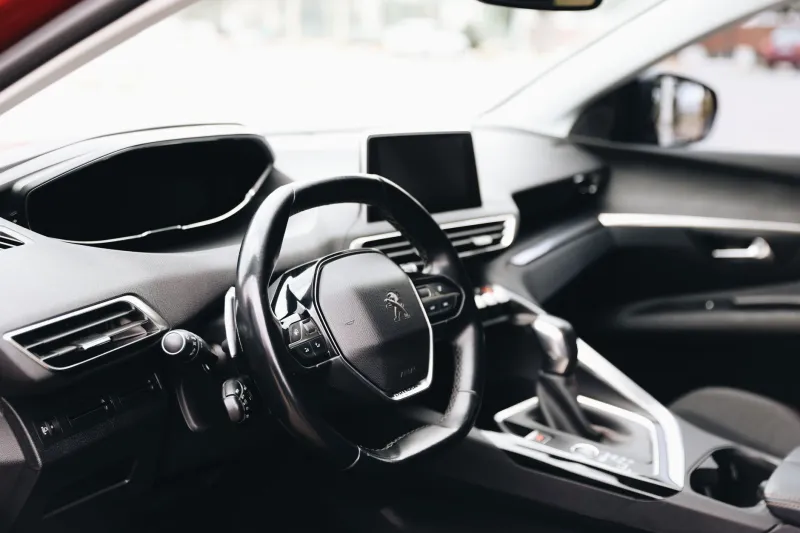 Every Nook Counts: The Driver's Guide to Unlocking Your Car's Hidden Storage Potential
